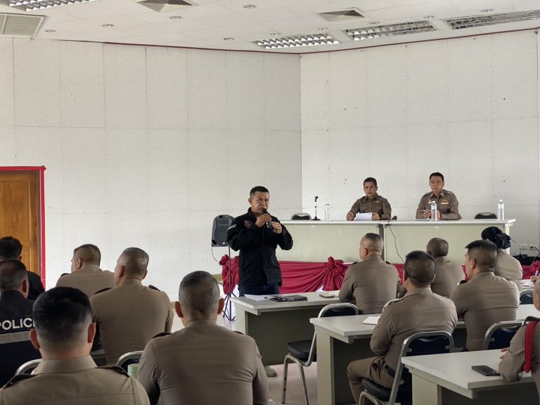 ประชุมประจำเดือน สภ.พุนพิน ประจำเดือน มกราคม 2569วันที่ 20 มกราคม 2569 เวลา 10.00 น.ณ ห้องประชุม ชั้น 4 สภ.พุนพิน